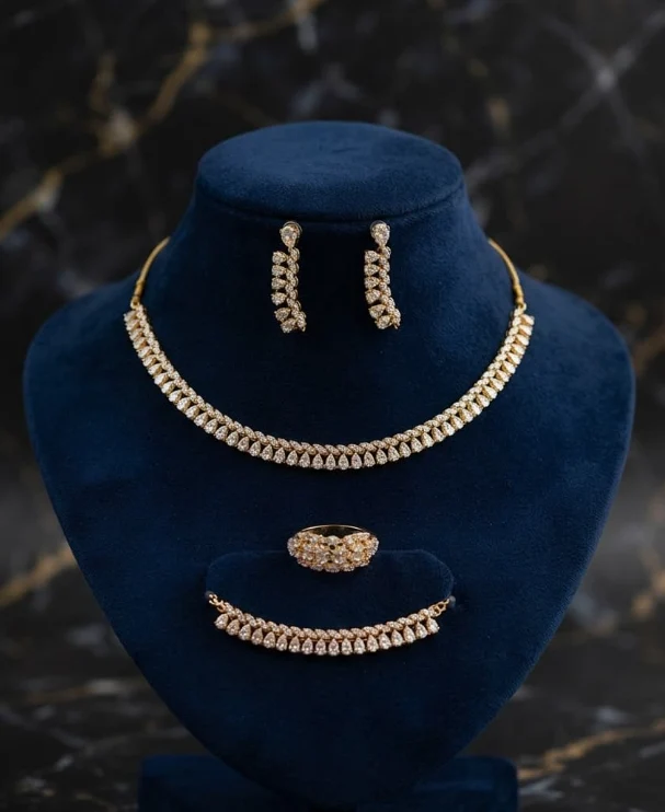 Luxury 4-Piece Jewelry Set